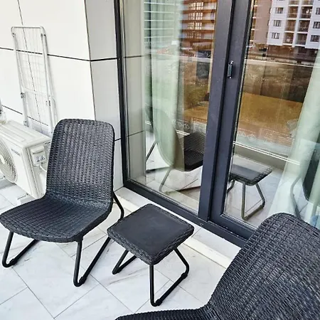Infinity Roof Pool & Apartamento Năvodari