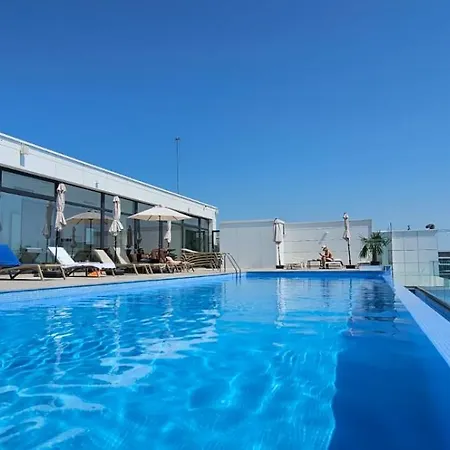 Infinity Roof Pool & Appartement *