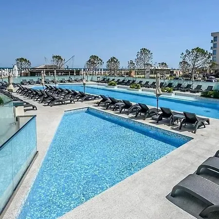 Apartamento Infinity Roof Pool & Năvodari