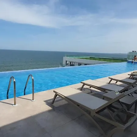 Appartement Infinity Roof Pool & *